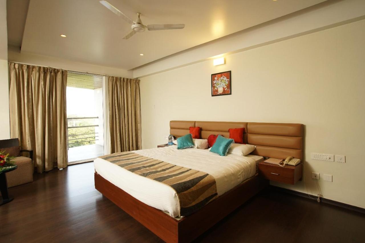 Отель Malabar Residency Каннур Экстерьер фото