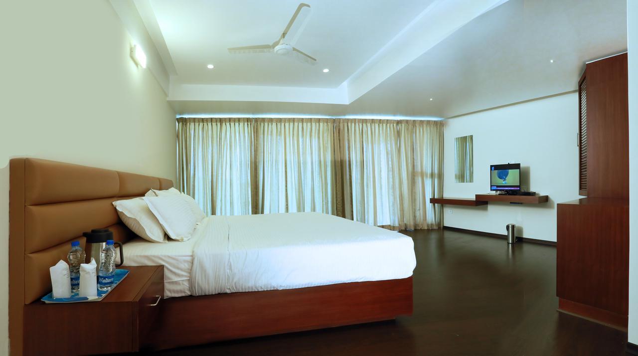 Отель Malabar Residency Каннур Экстерьер фото