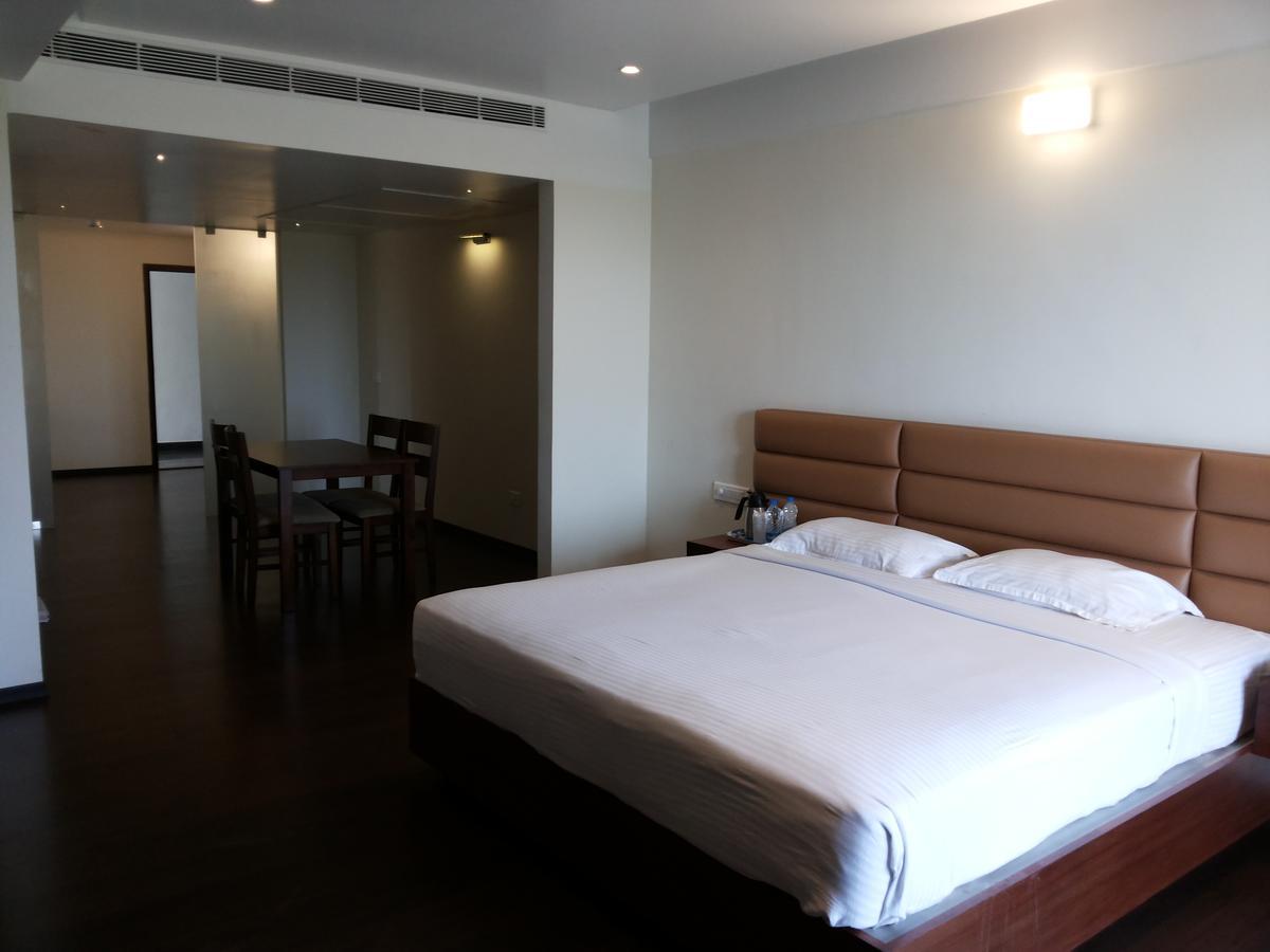 Отель Malabar Residency Каннур Экстерьер фото